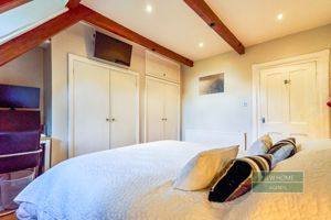 Photo 19- click for photo gallery